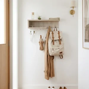 رف حائطي بسيط وعصري لتنظيم المساحات